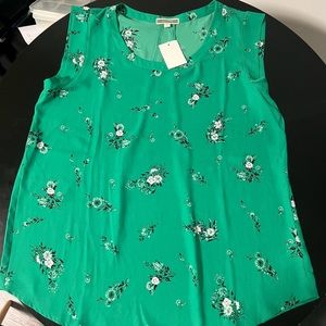 NWT Green floral blouse